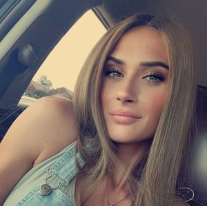 Meet your Posher, Savannah